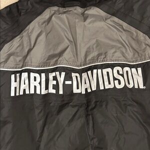 Harley-Davidson Men's Black and Gray Windbreaker